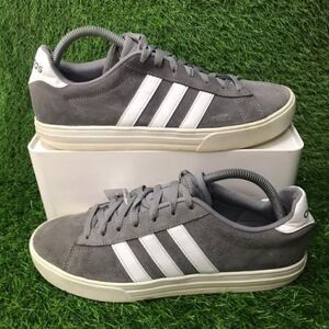 Mens' Adidas suede tennis shoes size 8